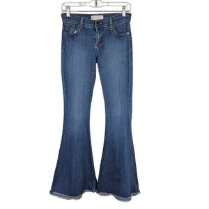 FREE PEOPLE Flare Bell Bottom Jeans MEDIUM BLUE size 26 Low Rise Raw Hem Denim
